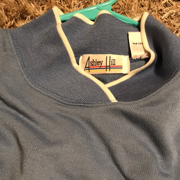 Sweater - Picture 3 of 3